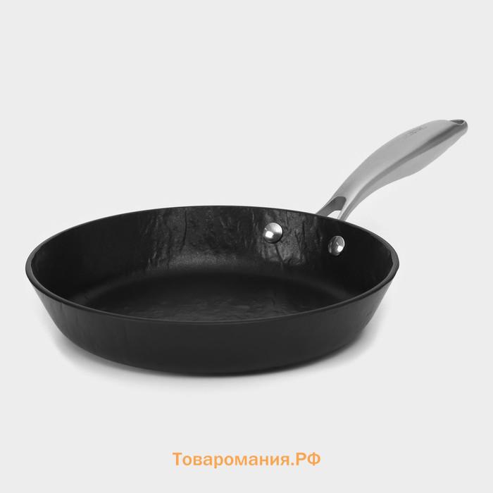 Сковорода Magistro Rock Stone, d=22 см, h=4.3 см, кованый алюминий, антипригарное покрытие, индукция, чёрная